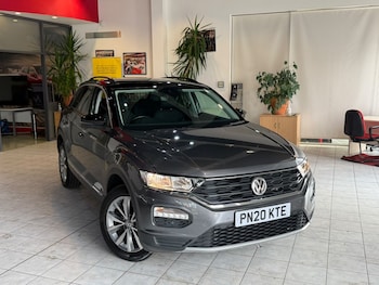 Used Volkswagen T-Roc 2020 for sale - 79424102: Photo