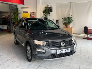 Used Volkswagen T-Roc 2020 for sale - 79424102: Photo