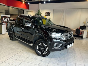 Used Nissan Navara 2020 for sale - 76093792: Photo