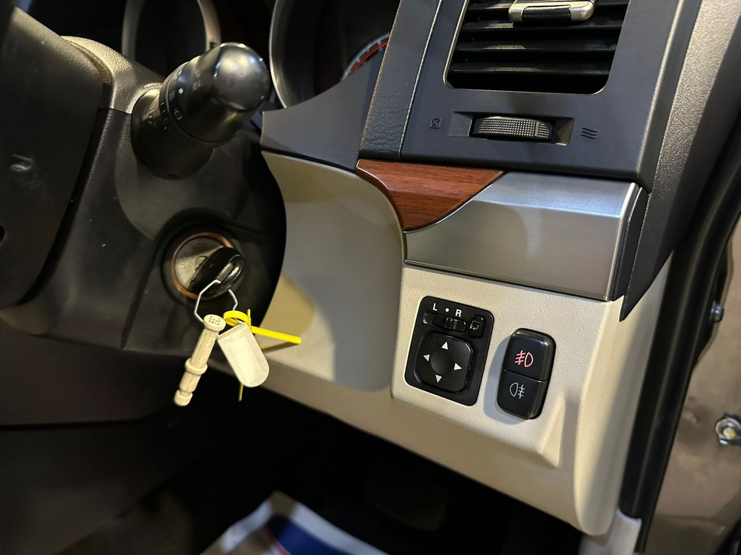 Used Mitsubishi Shogun 2011 for sale - 77282711: Photo 27