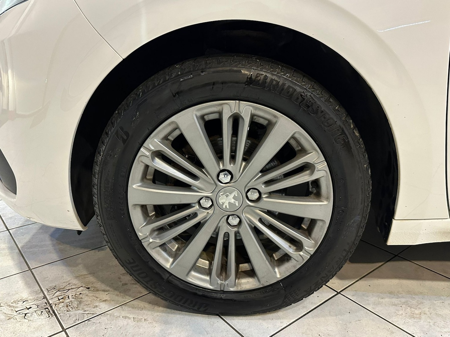 Used Peugeot 208 2017 for sale - 78197950: Photo 19