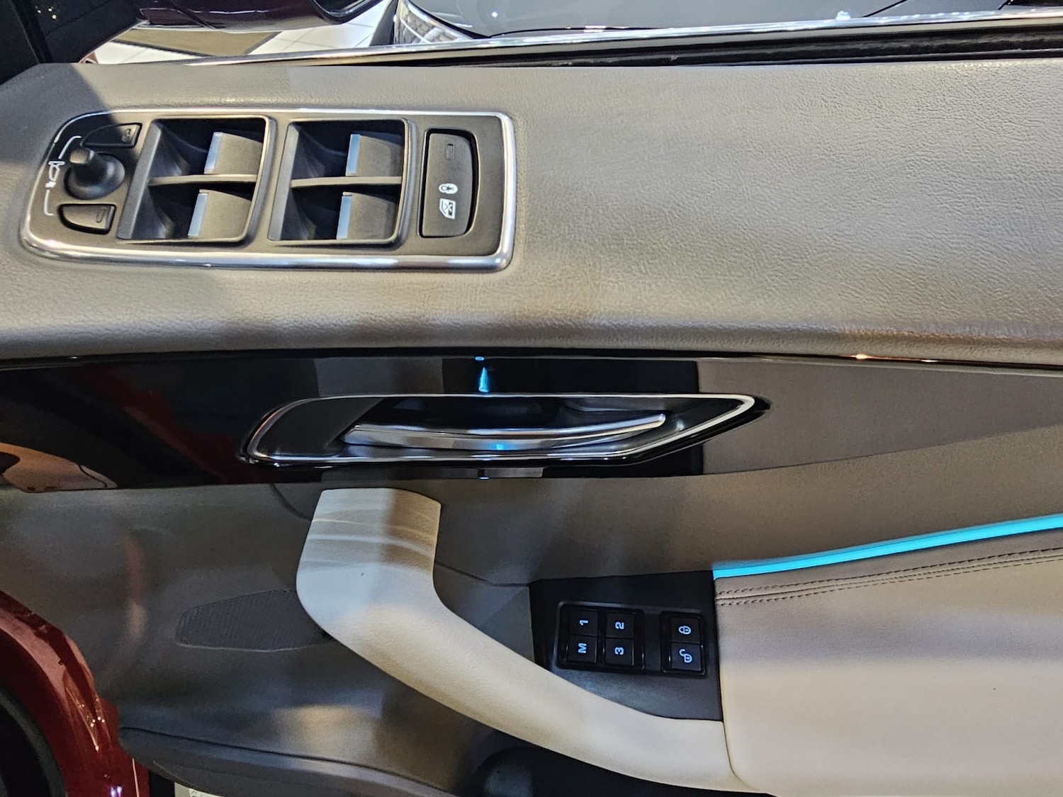 Used Jaguar F-Pace 2017 for sale - 77836906: Photo 17