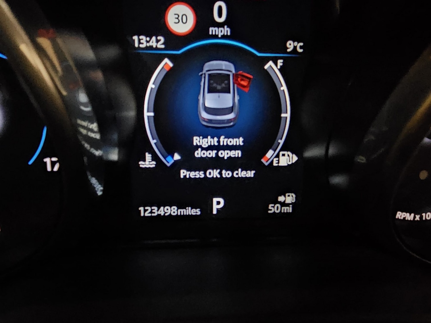 Used Jaguar F-Pace 2017 for sale - 77836906: Photo 25