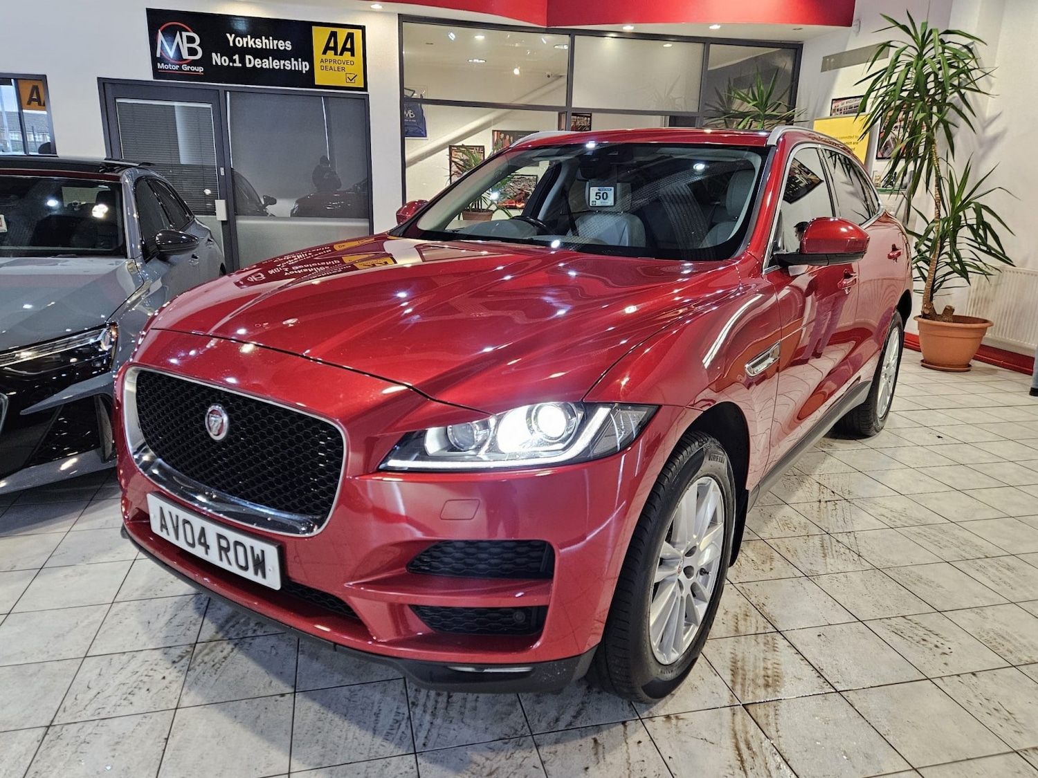 Used Jaguar F-Pace 2017 for sale - 77836906: Photo 3