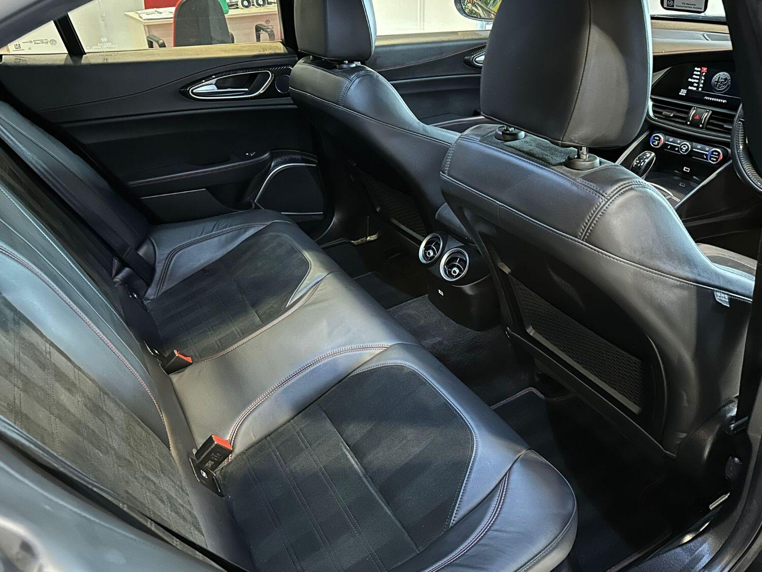 Used Alfa Romeo Giulia 2018 for sale - 77103489: Photo 11