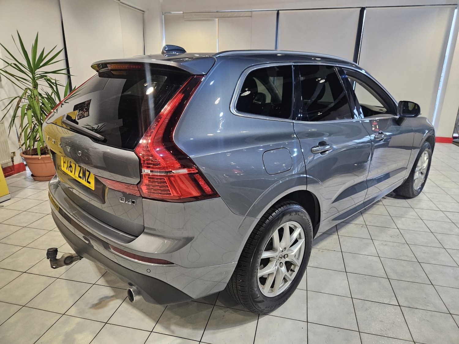 Used Volvo XC60 2017 for sale - 77945761: Photo 8