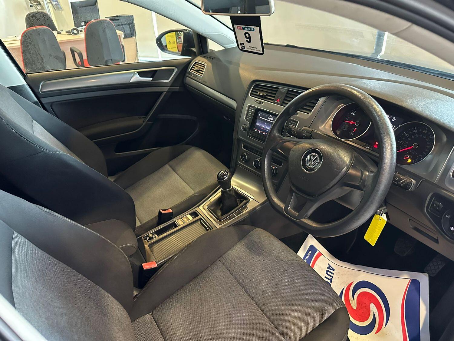 Used Volkswagen Golf 2014 for sale - 76794520: Photo 10