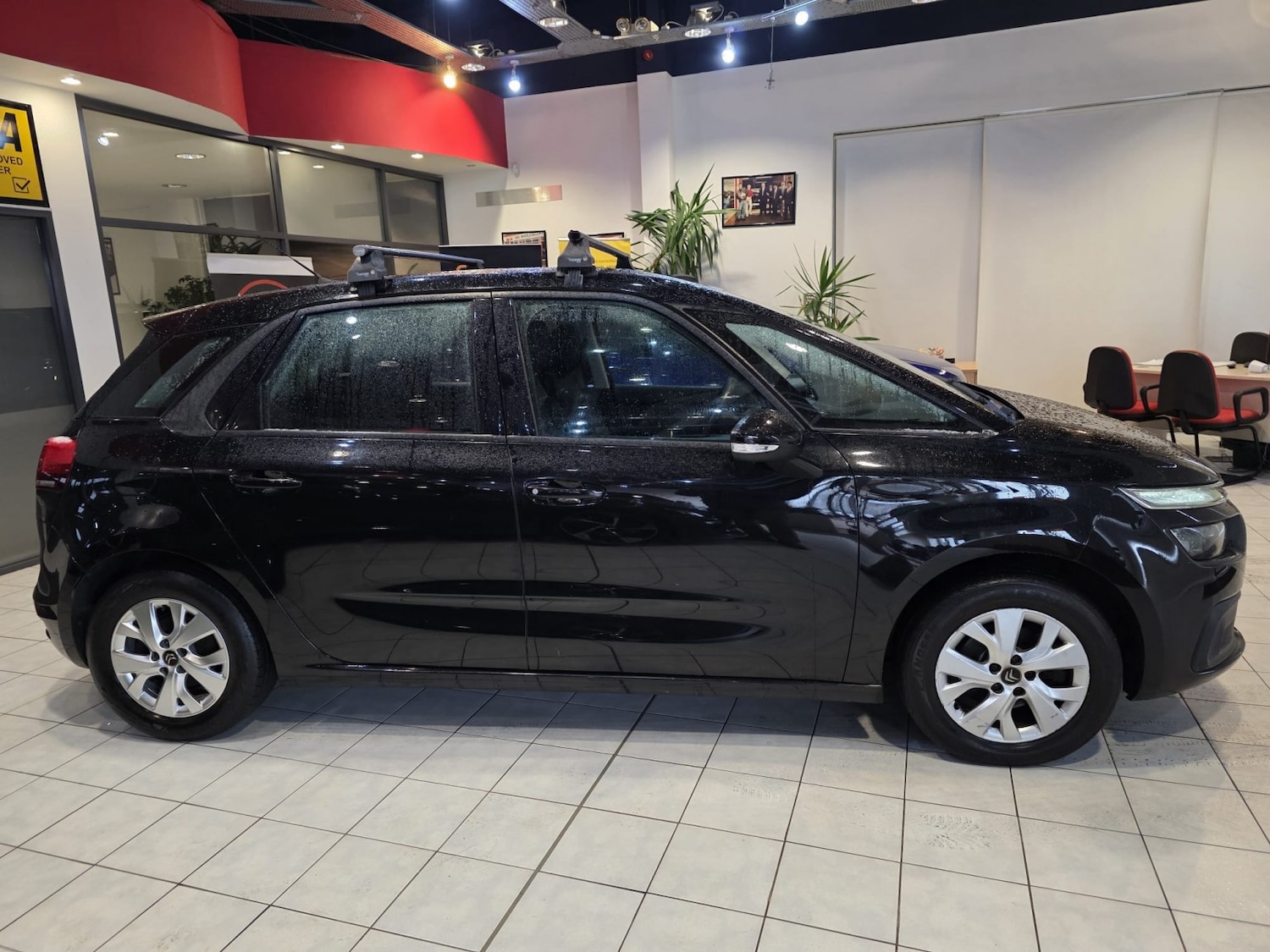 Used Citroen C4 Picasso 2017 for sale - 77541618: Photo 3
