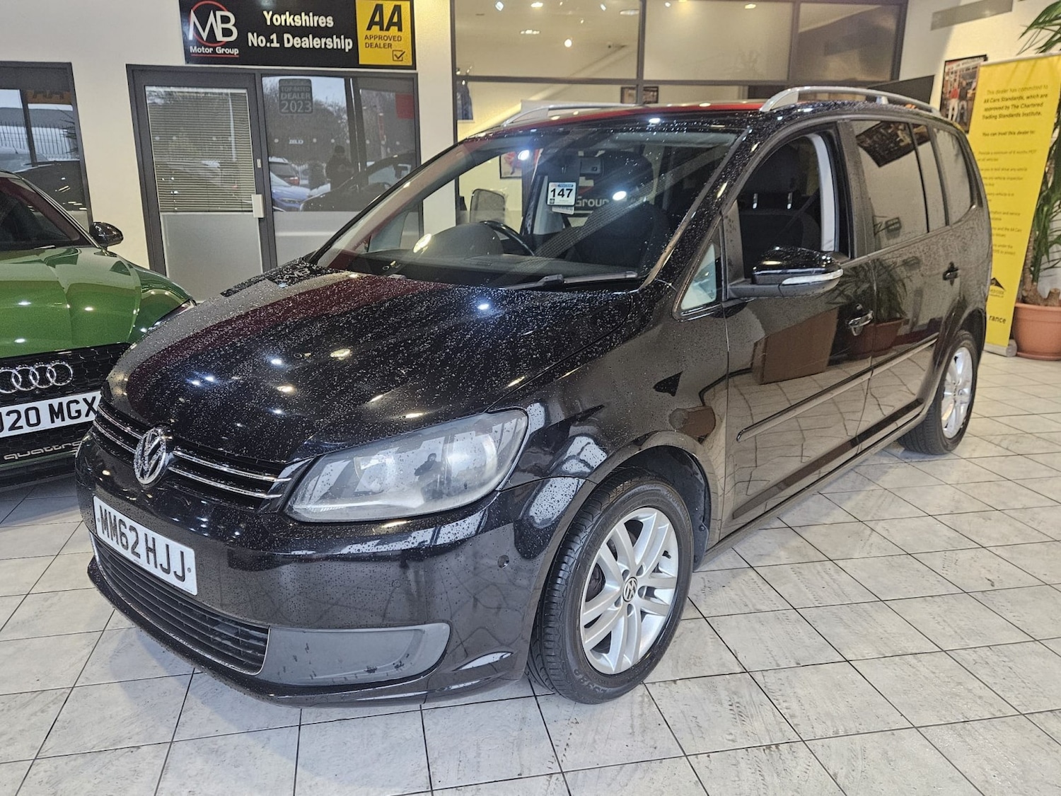 Used Volkswagen Touran 2013 for sale - 77289253: Photo 2