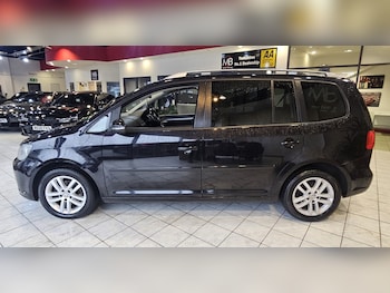 Used Volkswagen Touran 2013 for sale - 77289253: Photo