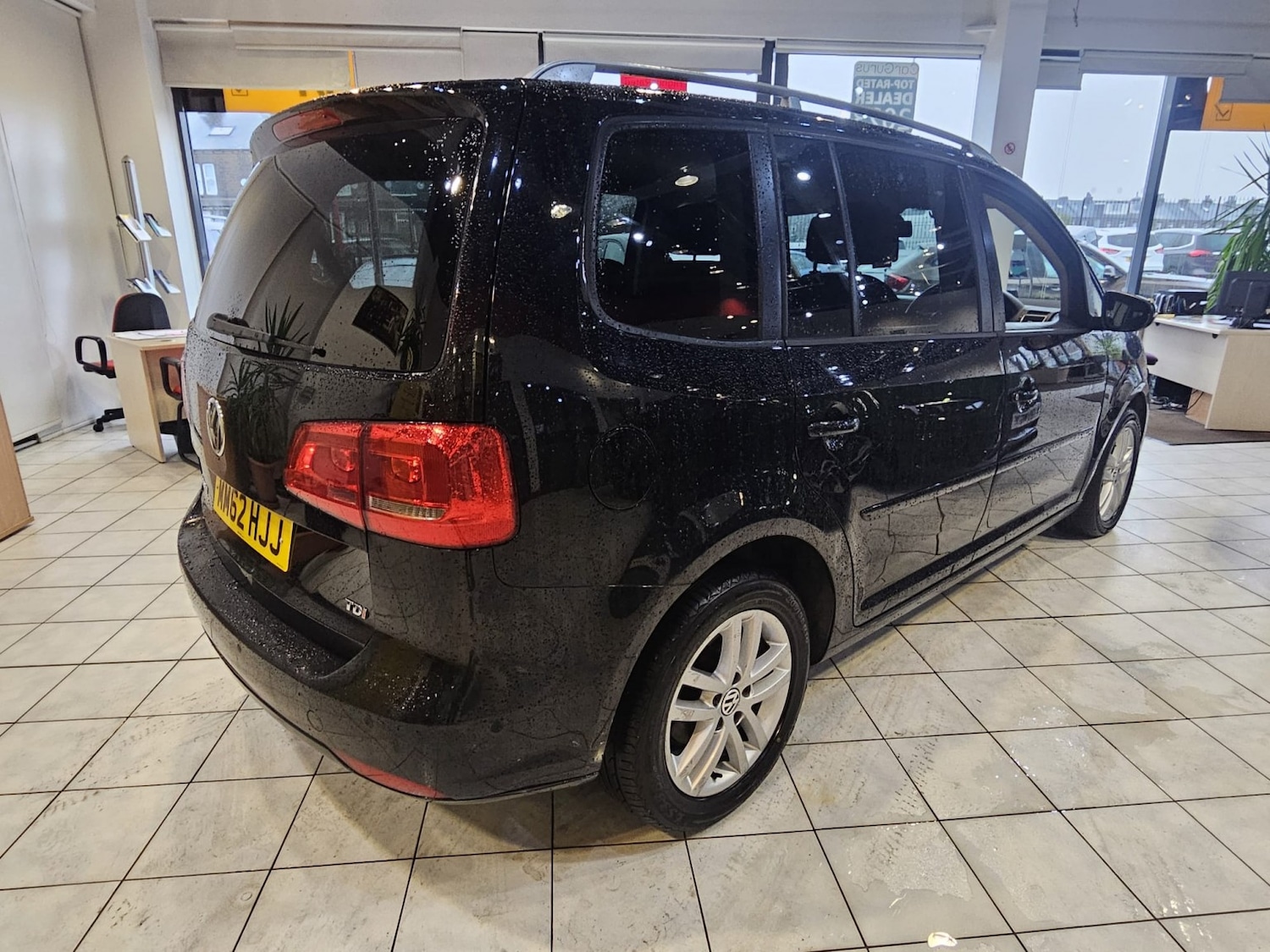 Used Volkswagen Touran 2013 for sale - 77289253: Photo 7
