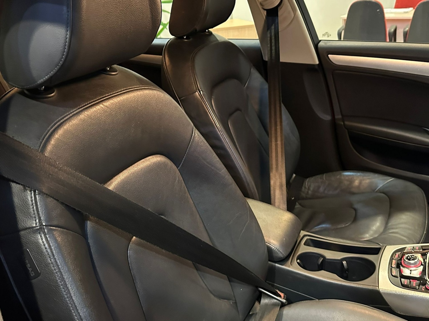 Used Audi A4 2014 for sale - 77189200: Photo 14