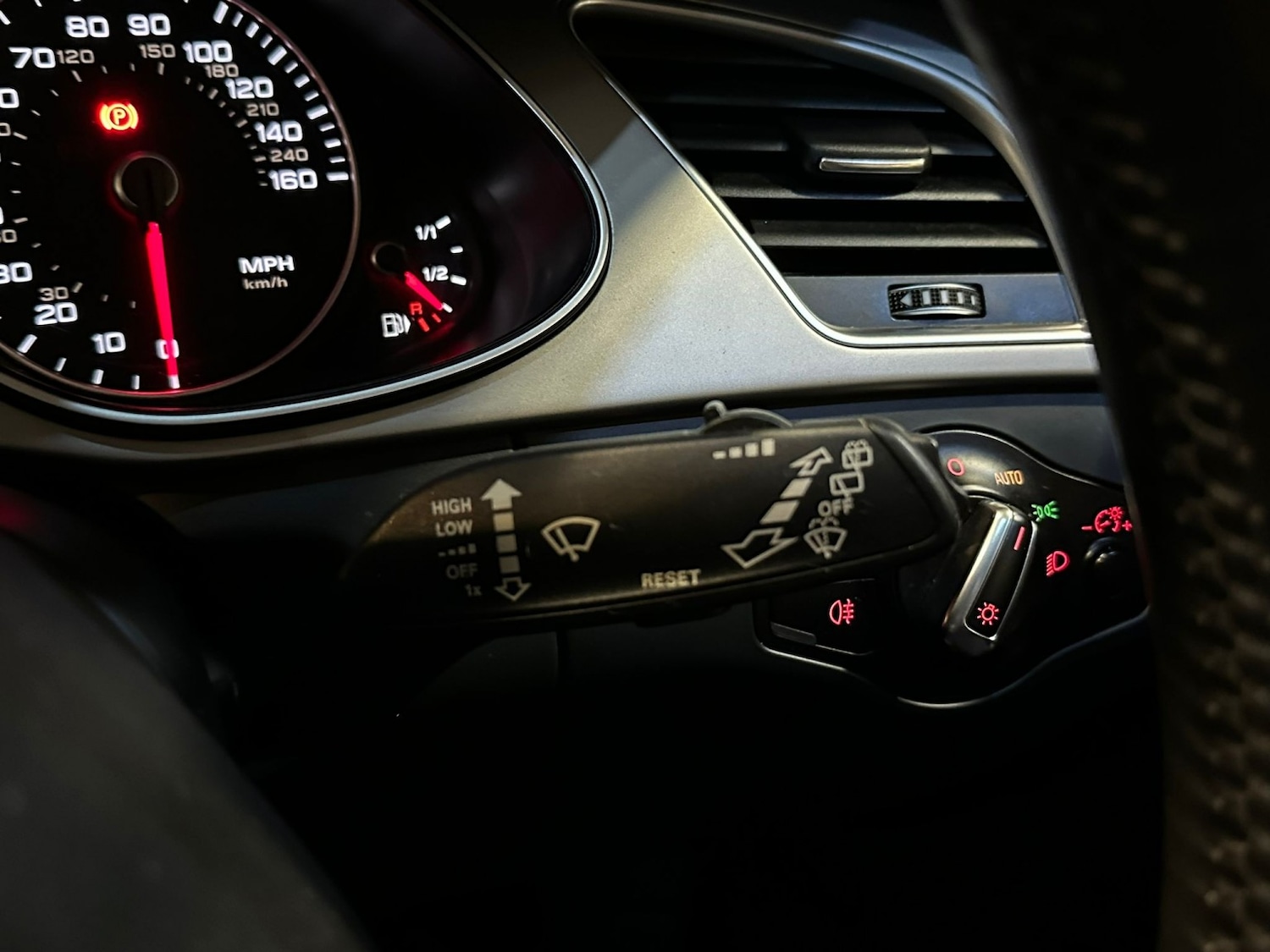 Used Audi A4 2014 for sale - 77189200: Photo 23