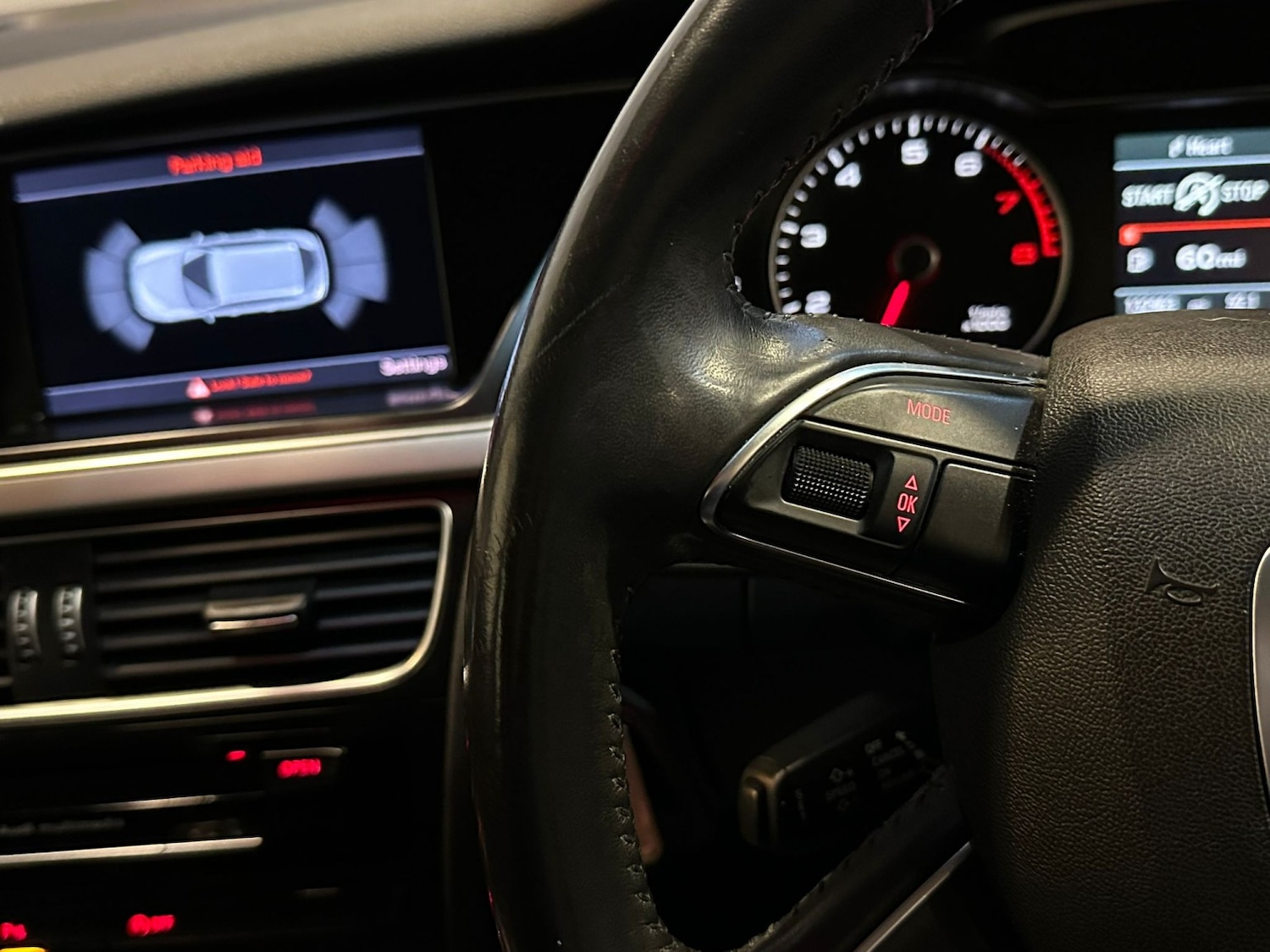 Used Audi A4 2014 for sale - 77189200: Photo 25