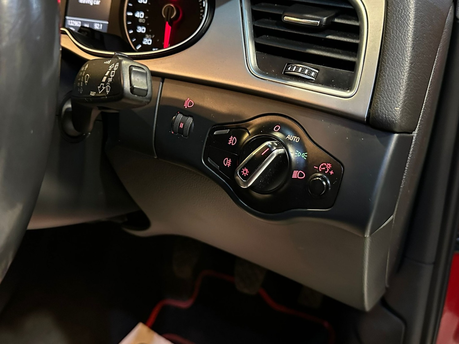 Used Audi A4 2014 for sale - 77189200: Photo 27