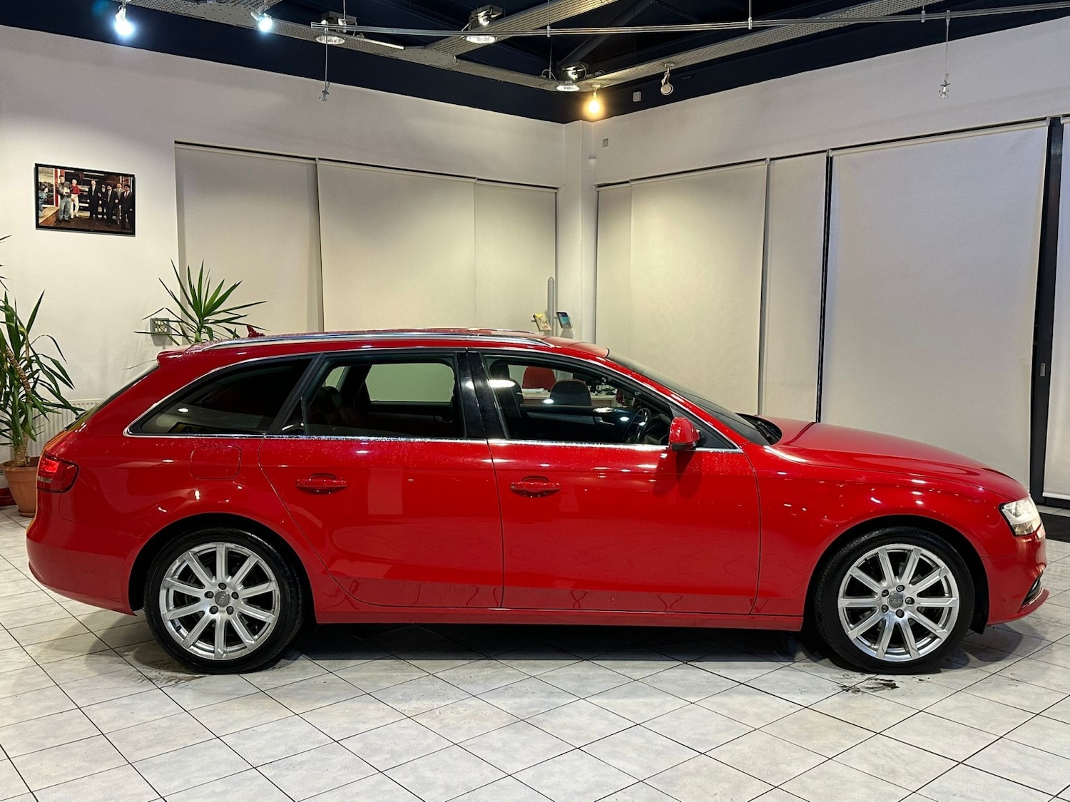 Used Audi A4 2014 for sale - 77189200: Photo 9