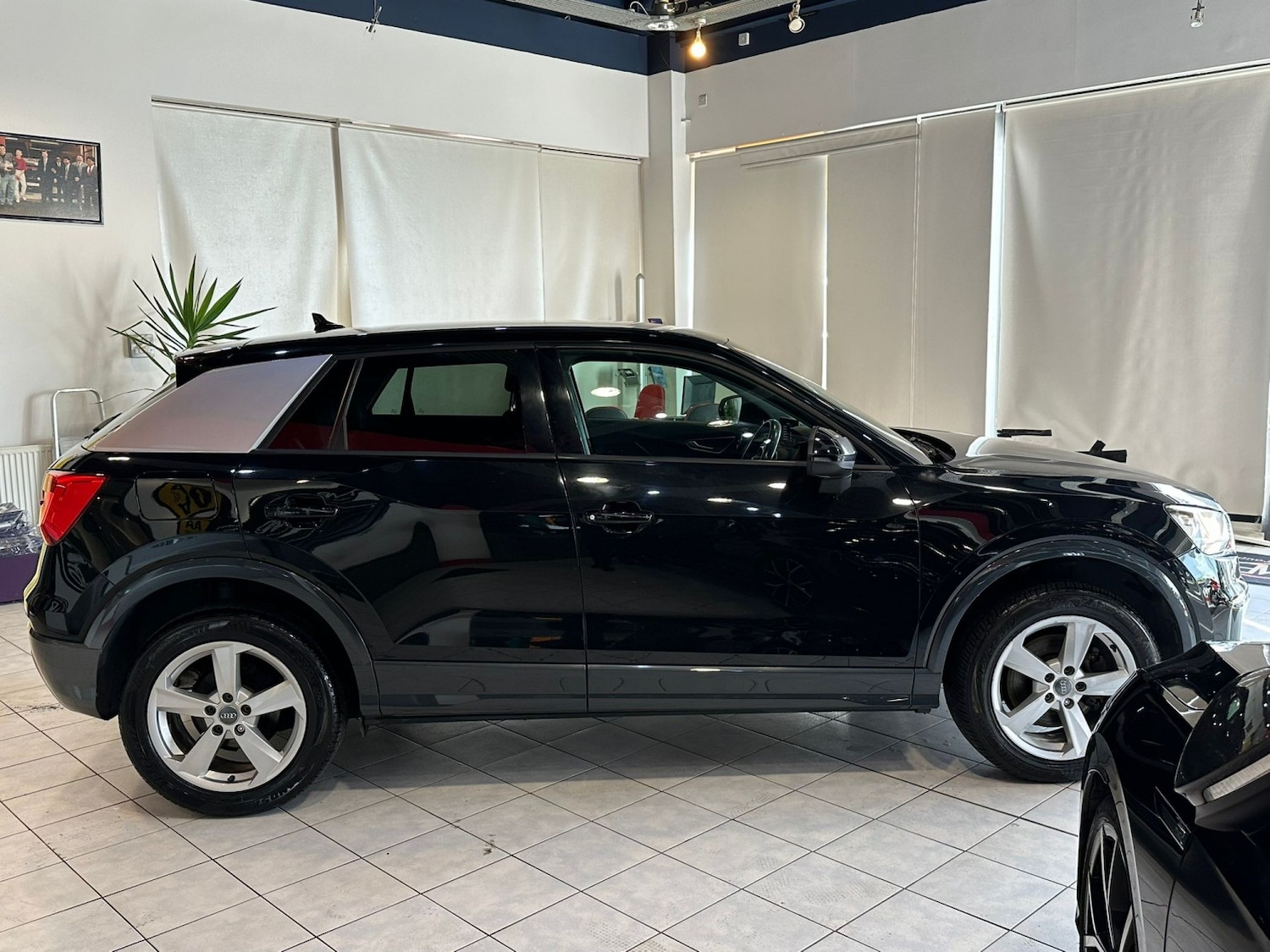 Used Audi Q2 2017 for sale - 76418360: Photo 10