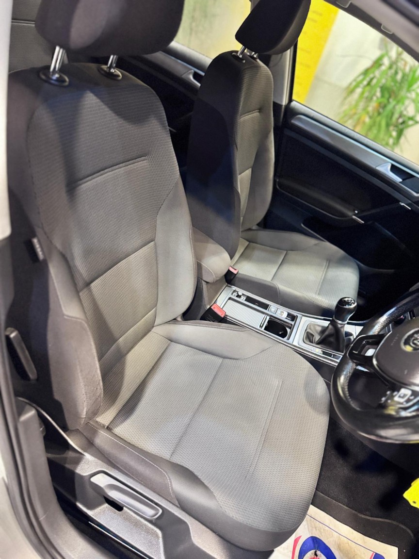 Used Volkswagen Golf 2014 for sale - 76877631: Photo 10