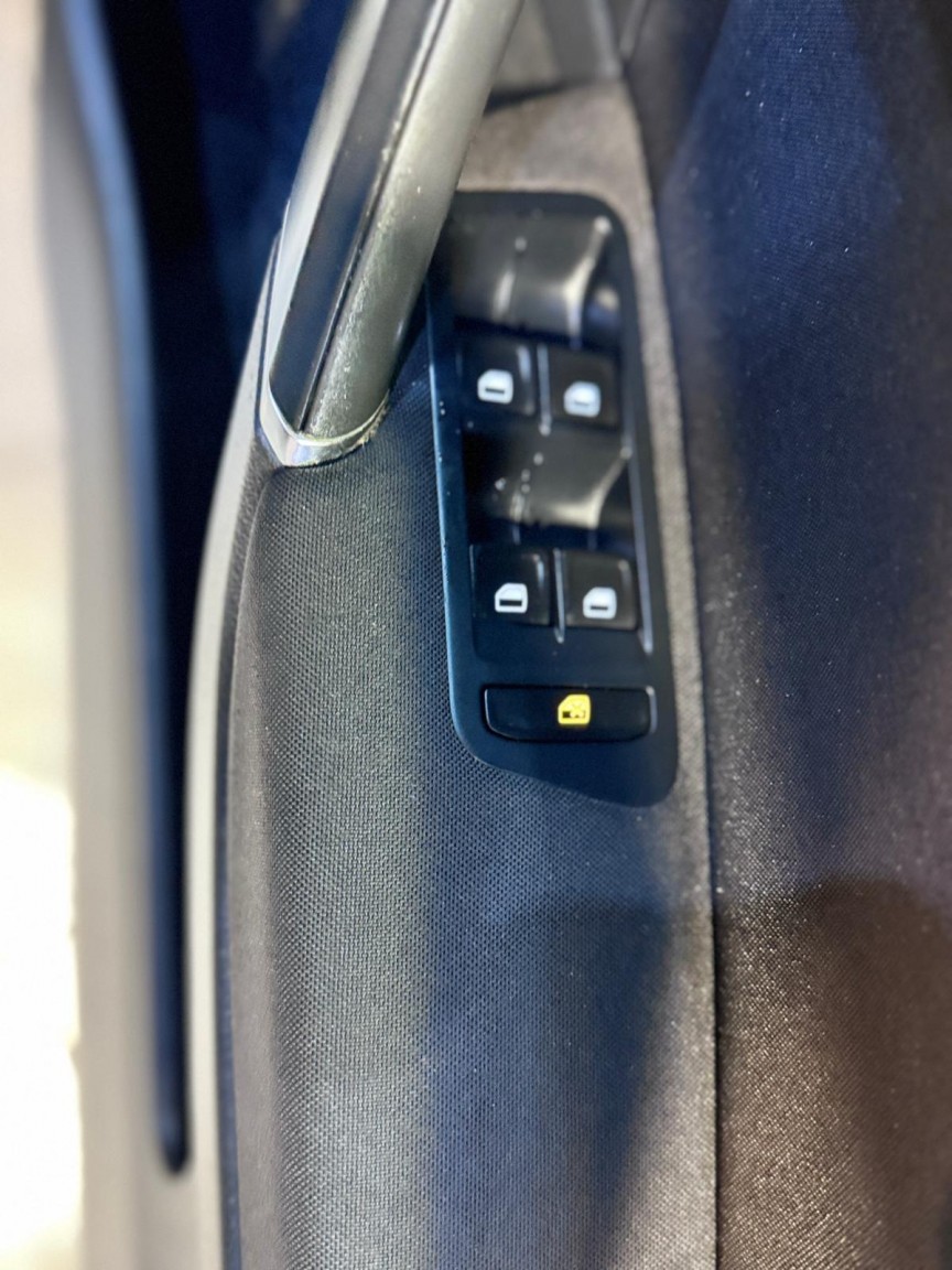 Used Volkswagen Golf 2014 for sale - 76877631: Photo 16