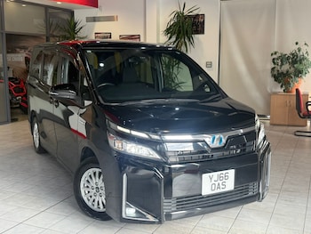 Used Toyota Noah 2016 for sale - 79234737: Photo