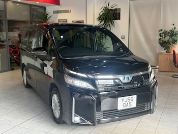 Used Toyota Noah 2016 for sale - 79234737: Photo