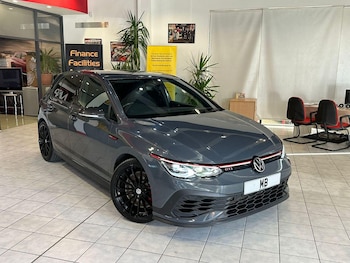 Volkswagen - Golf