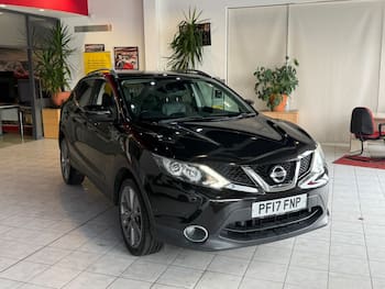 Used Nissan Qashqai 2017 for sale - 79676340: Photo
