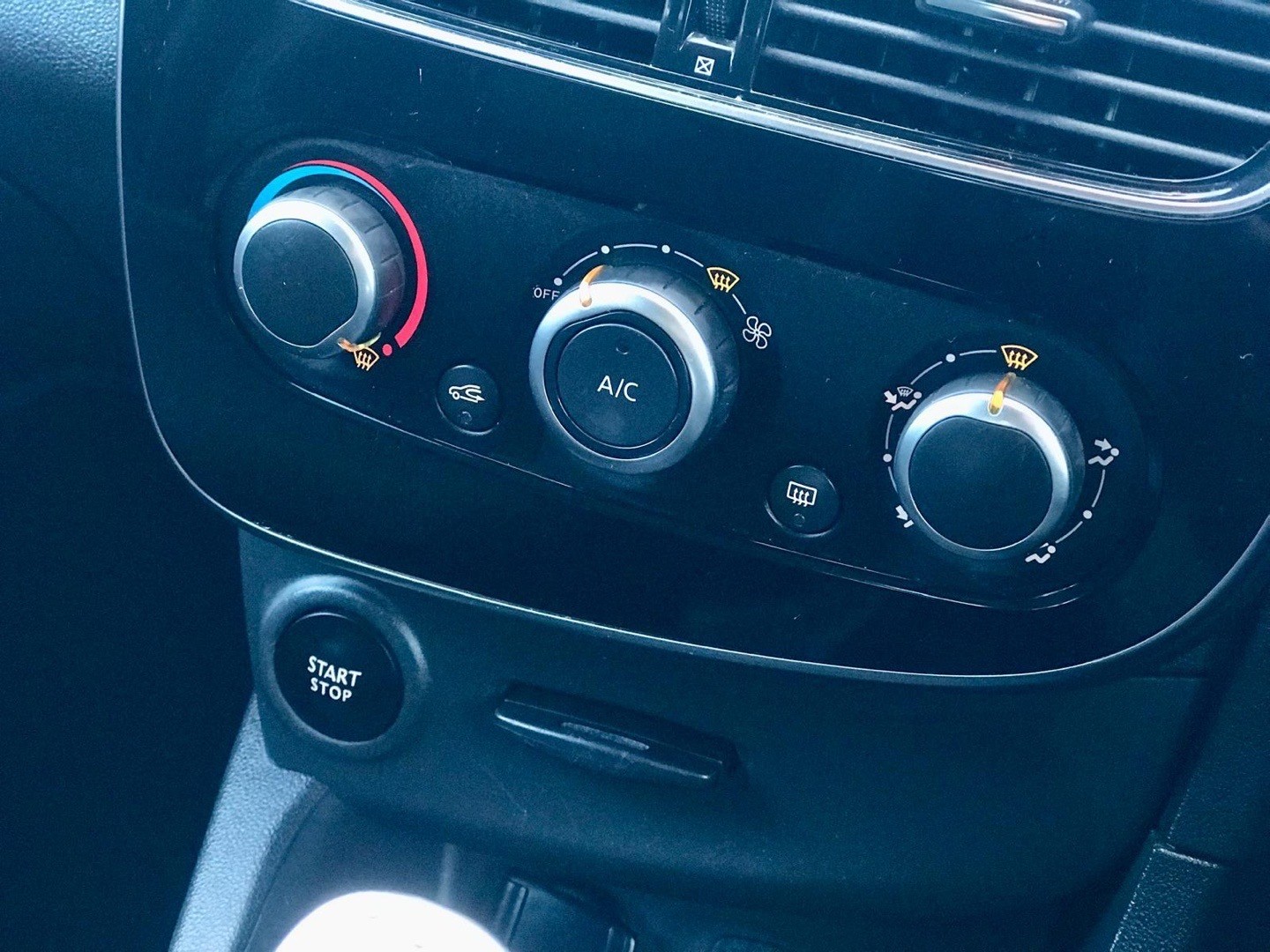 Used Renault Clio 2018 for sale - 77595241: Photo 23