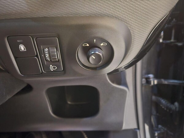 Used Citroen C4 Cactus 2016 for sale - 76225208: Photo 17