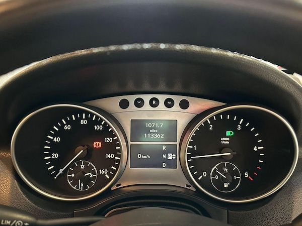 Used Mercedes-Benz M-Class 2010 for sale - 76246129: Photo 23