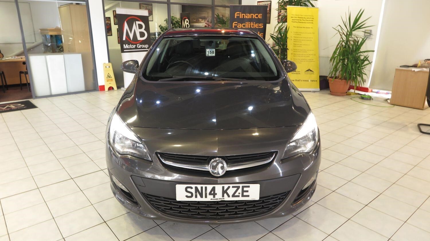 Vauxhall Astra 2014 - 1.7 CDTi ecoFLEX Excite 5-Door - Image 5