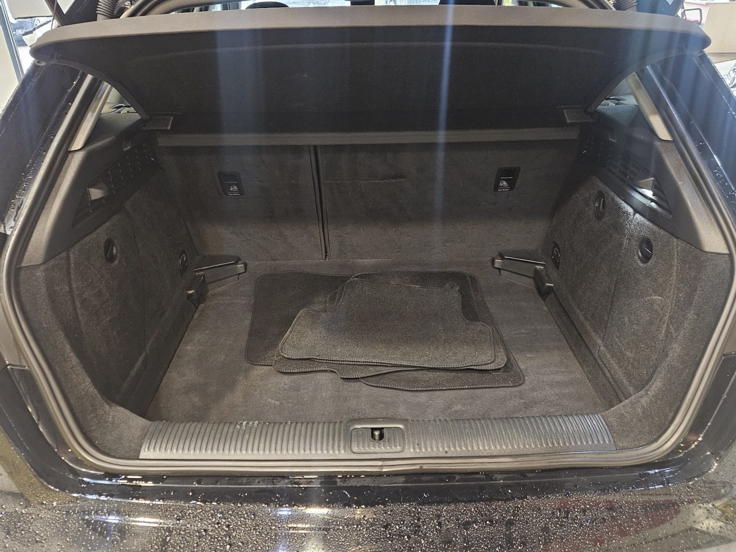 Used Audi A3 2016 for sale - 76560000: Photo 7