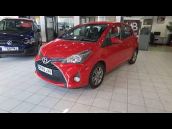 Used Toyota Yaris 2015 for sale - 74975267: Photo