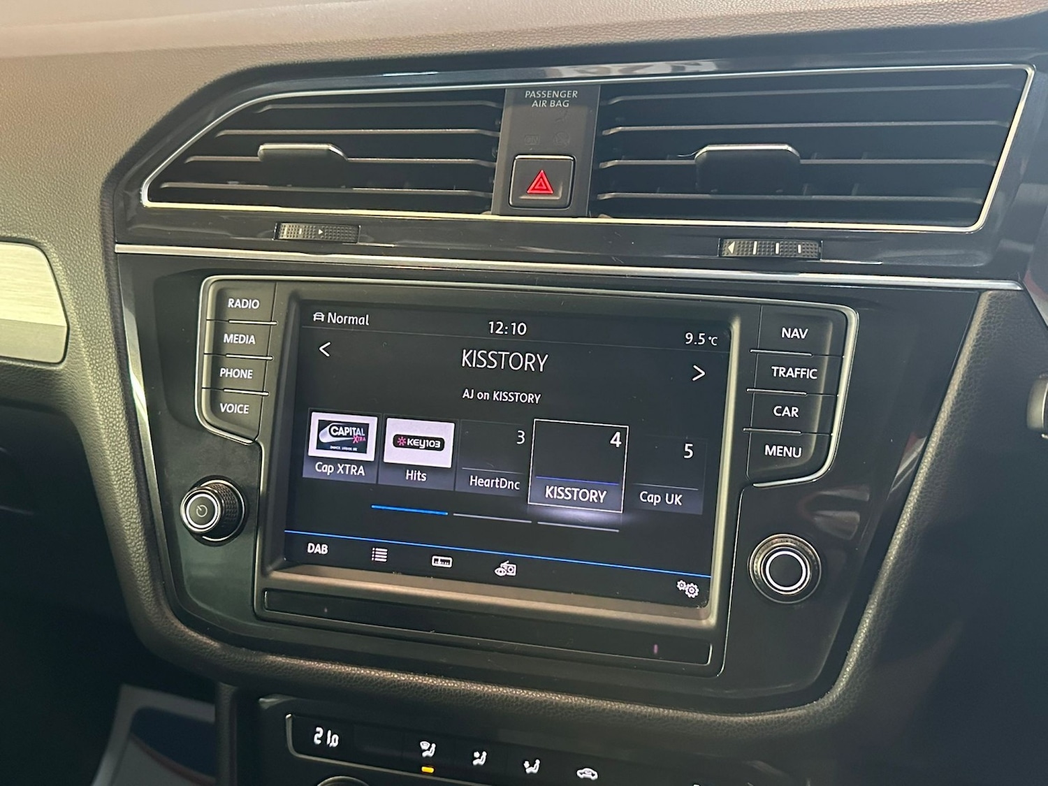 Used Volkswagen Tiguan 2016 for sale - 77891676: Photo 22