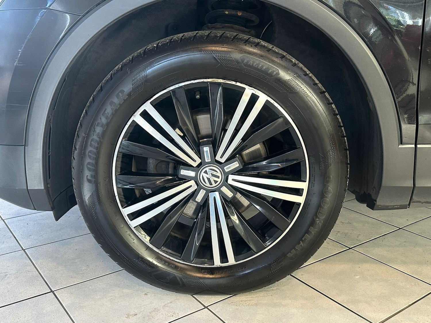 Used Volkswagen Tiguan 2016 for sale - 77891676: Photo 36