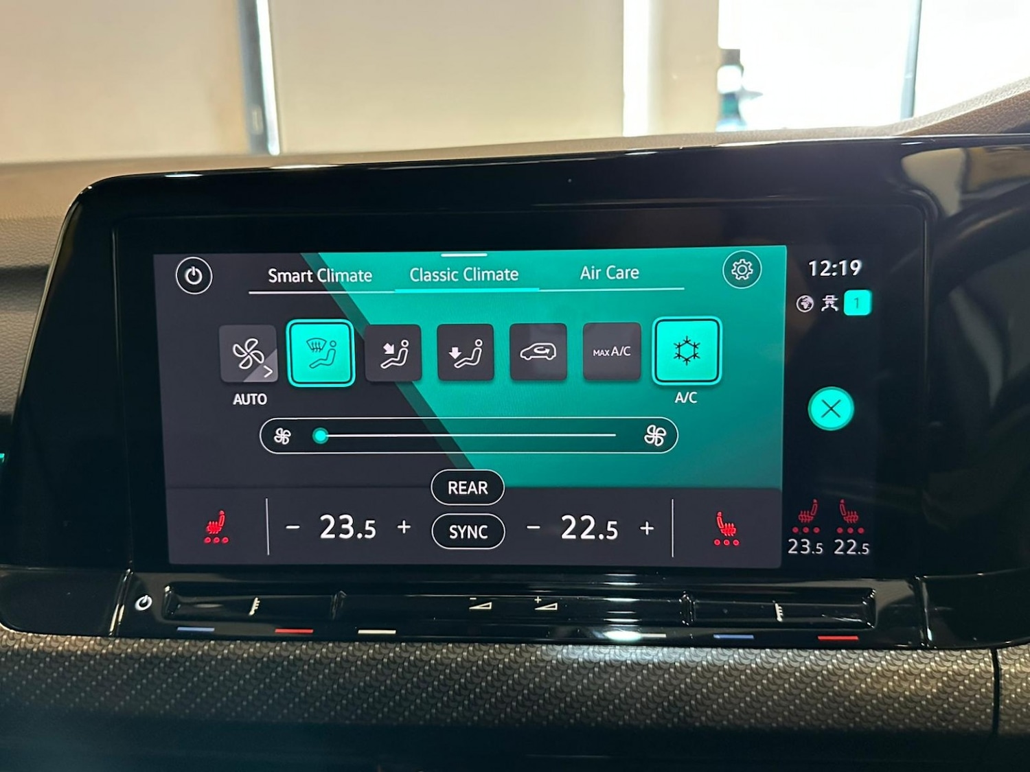 Used Volkswagen Golf 2023 for sale - 77595417: Photo 31