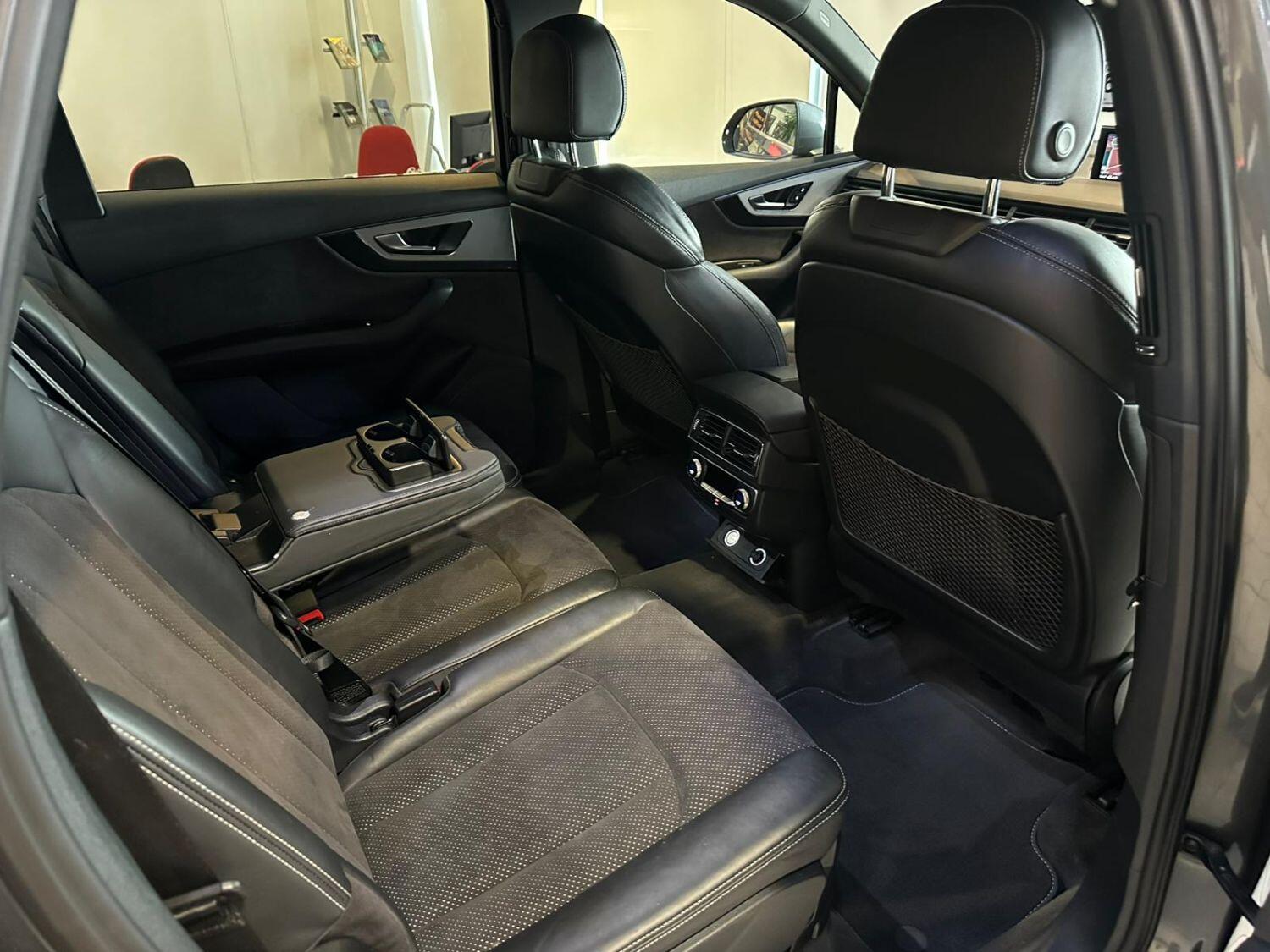 Used Audi Q7 2016 for sale - 76817558: Photo 13