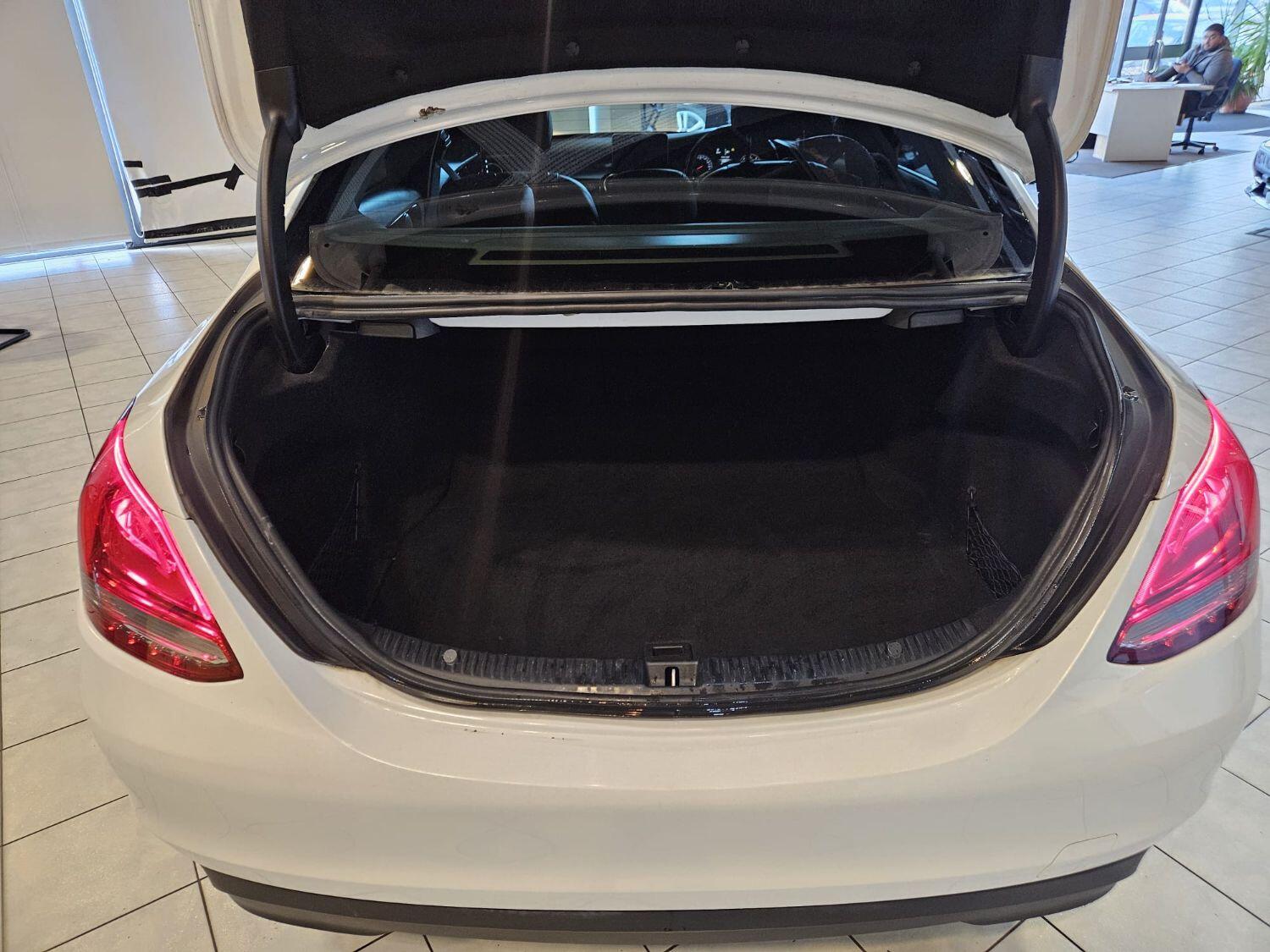 Used Mercedes-Benz C Class 2014 for sale - 76347150: Photo 6