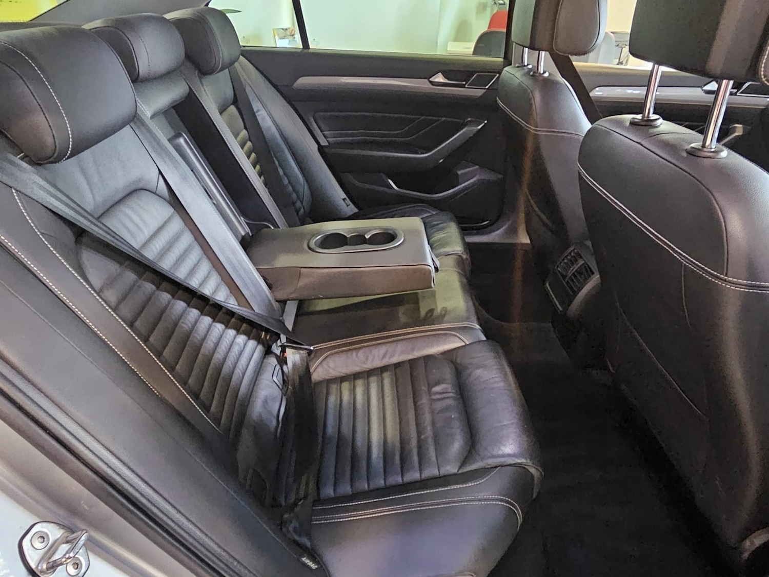 Used Volkswagen Passat 2019 for sale - 76712399: Photo 10