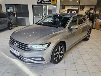 Used Volkswagen Passat 2019 for sale - 76712399: Photo