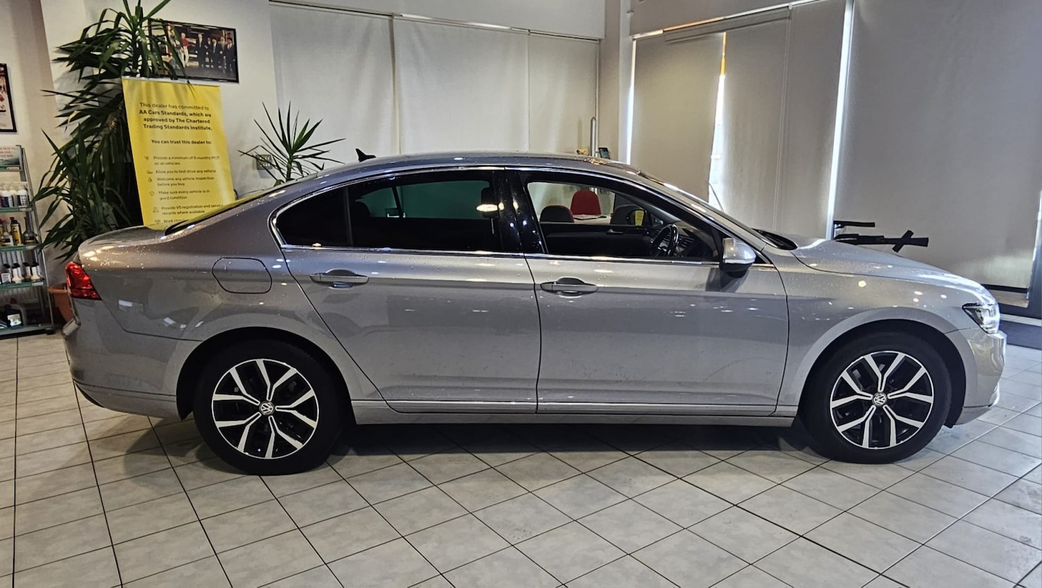 Used Volkswagen Passat 2019 for sale - 76712399: Photo 5