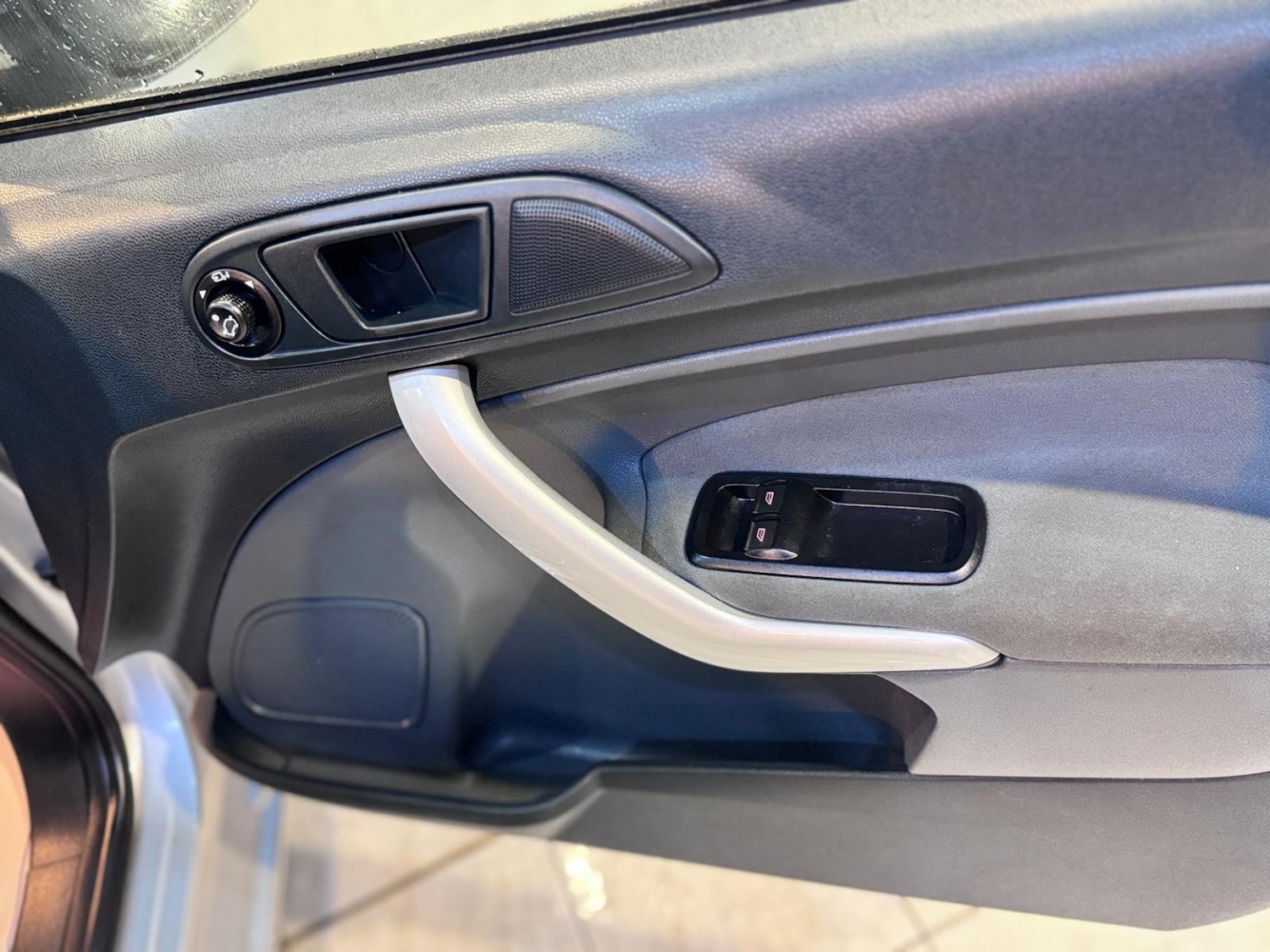 Used Ford Fiesta 2010 for sale - 77541650: Photo 19