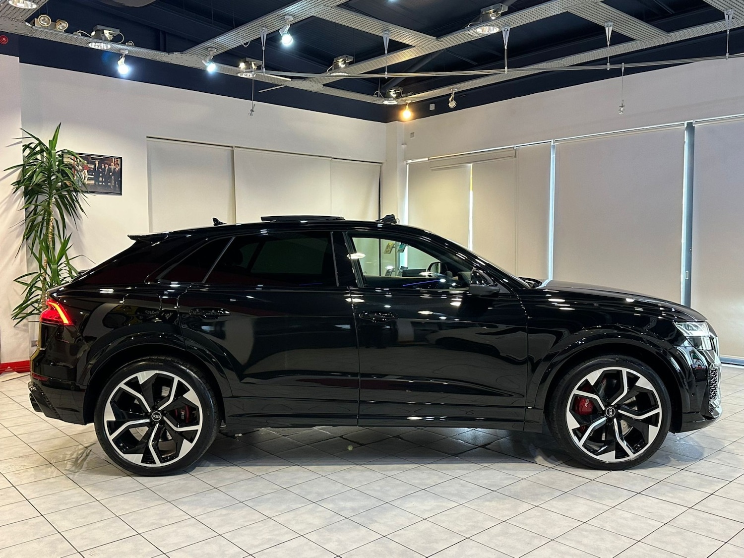 Used Audi RS Q8 2022 for sale - 78112151: Photo 10
