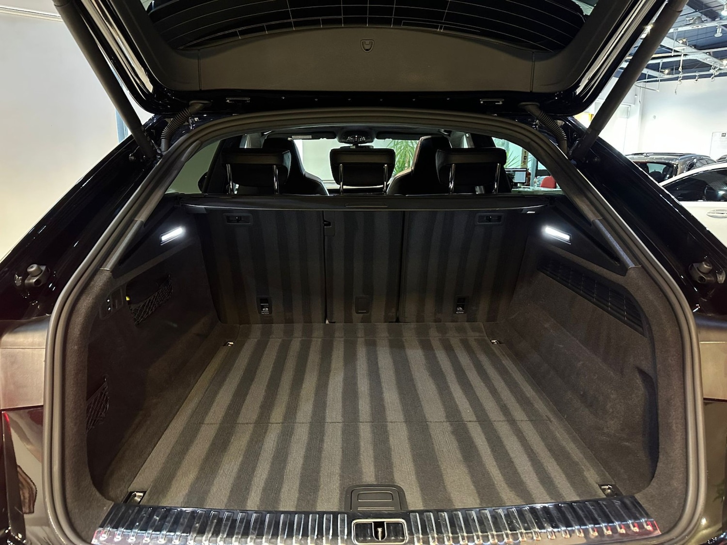 Used Audi RS Q8 2022 for sale - 78112151: Photo 15