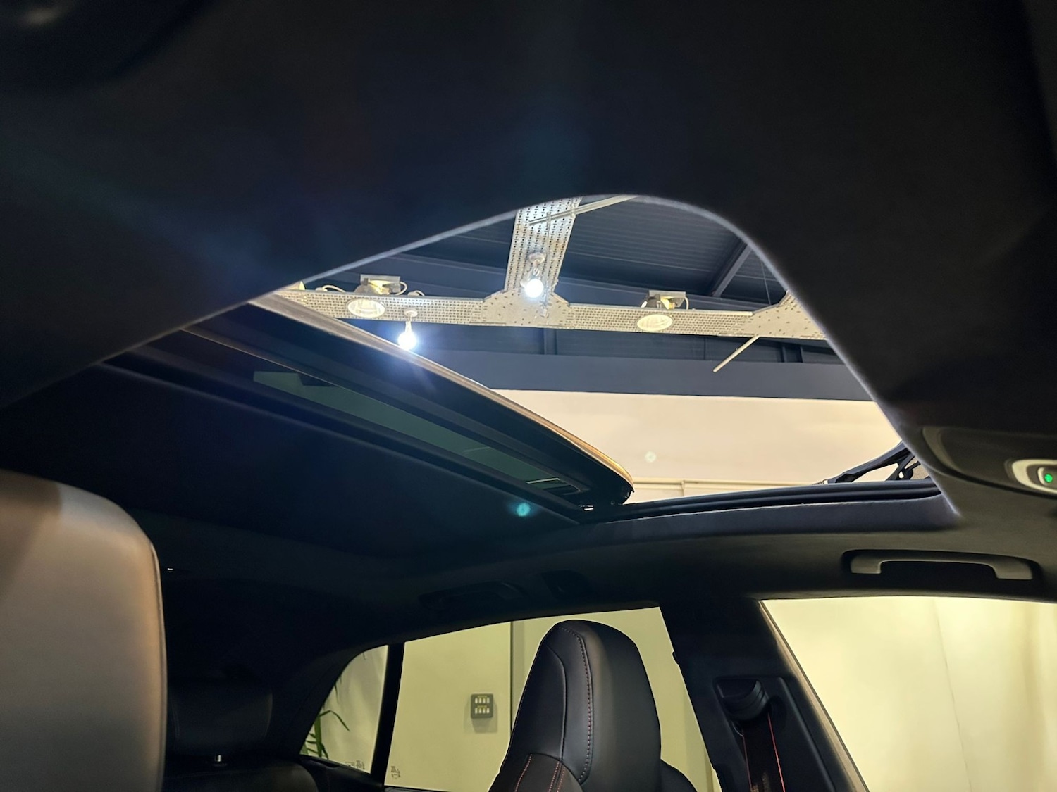 Used Audi RS Q8 2022 for sale - 78112151: Photo 18