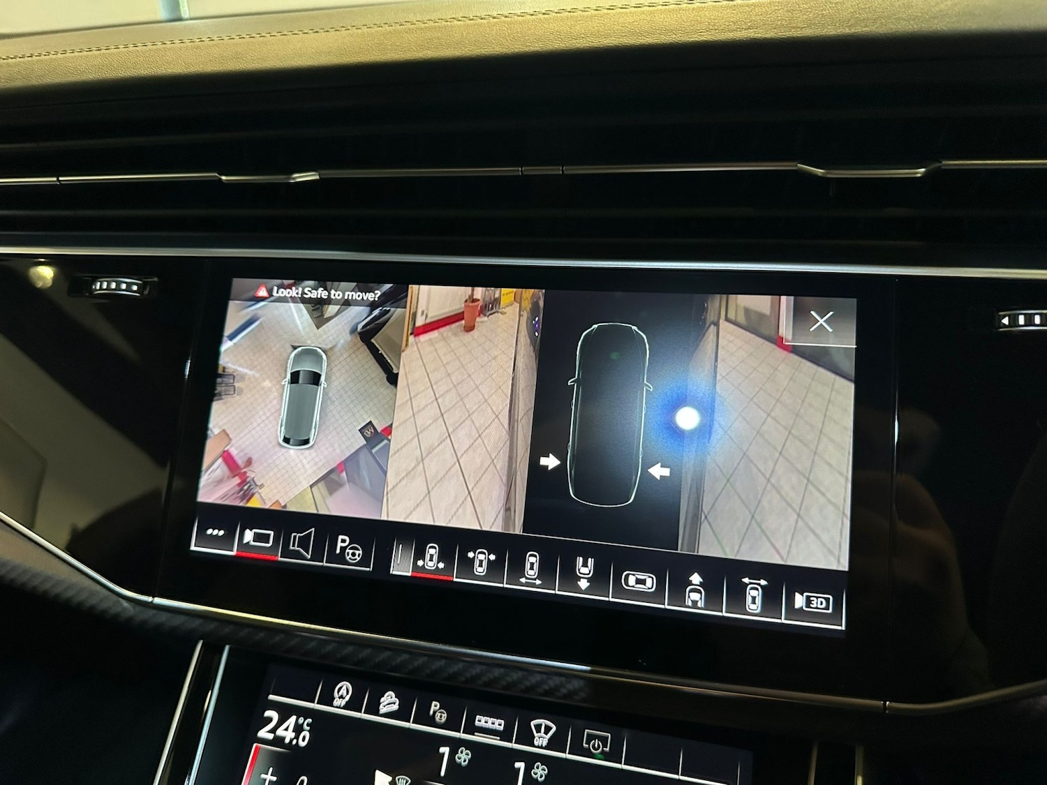 Used Audi RS Q8 2022 for sale - 78112151: Photo 34