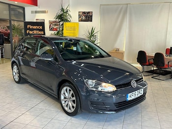 Used Volkswagen Golf 2015 for sale - 75598779: Photo