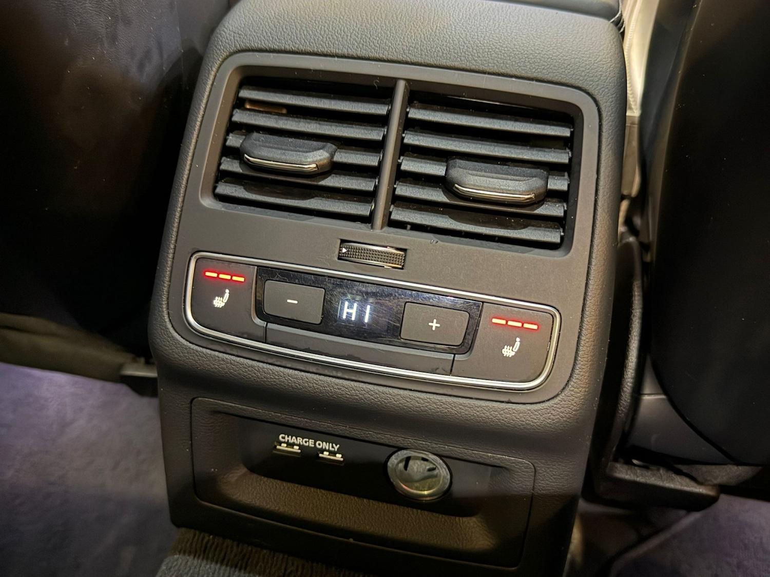 Used Audi RS4 2023 for sale - 76631583: Photo 36