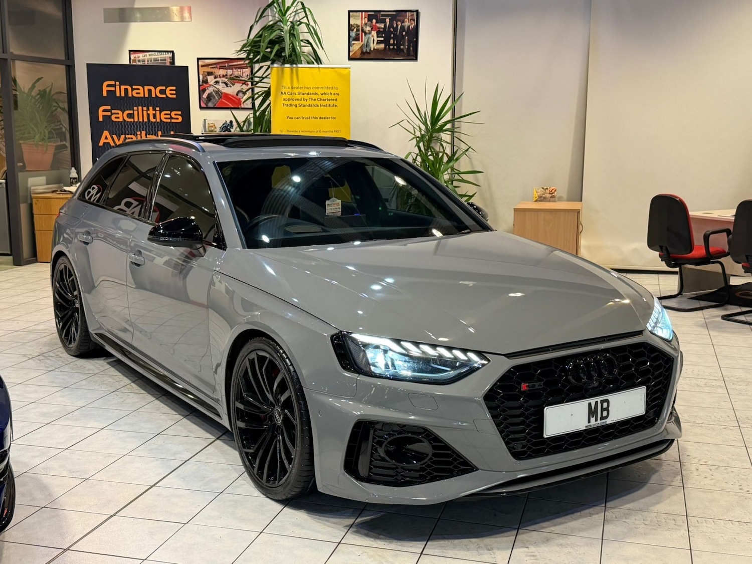 Used Audi RS4 2023 for sale - 76631583: Photo 5