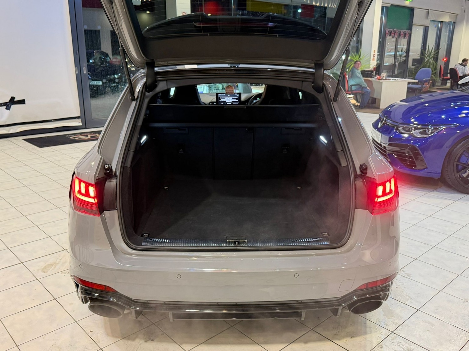 Used Audi RS4 2023 for sale - 76631583: Photo 9